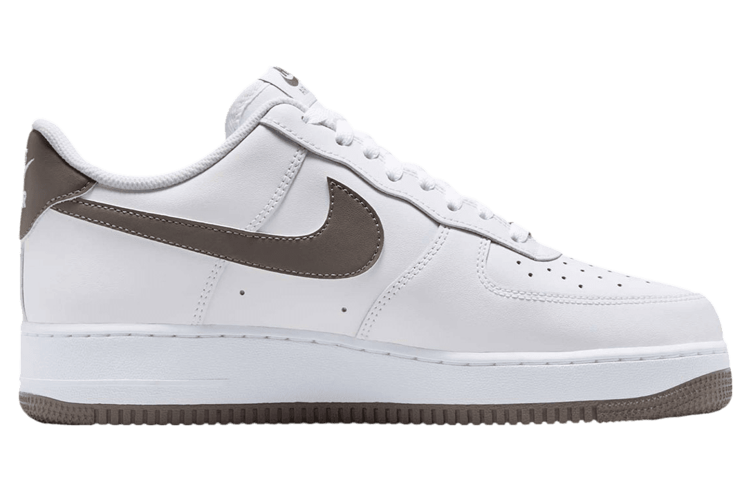 Nike Air Force 1 Low White / Brown