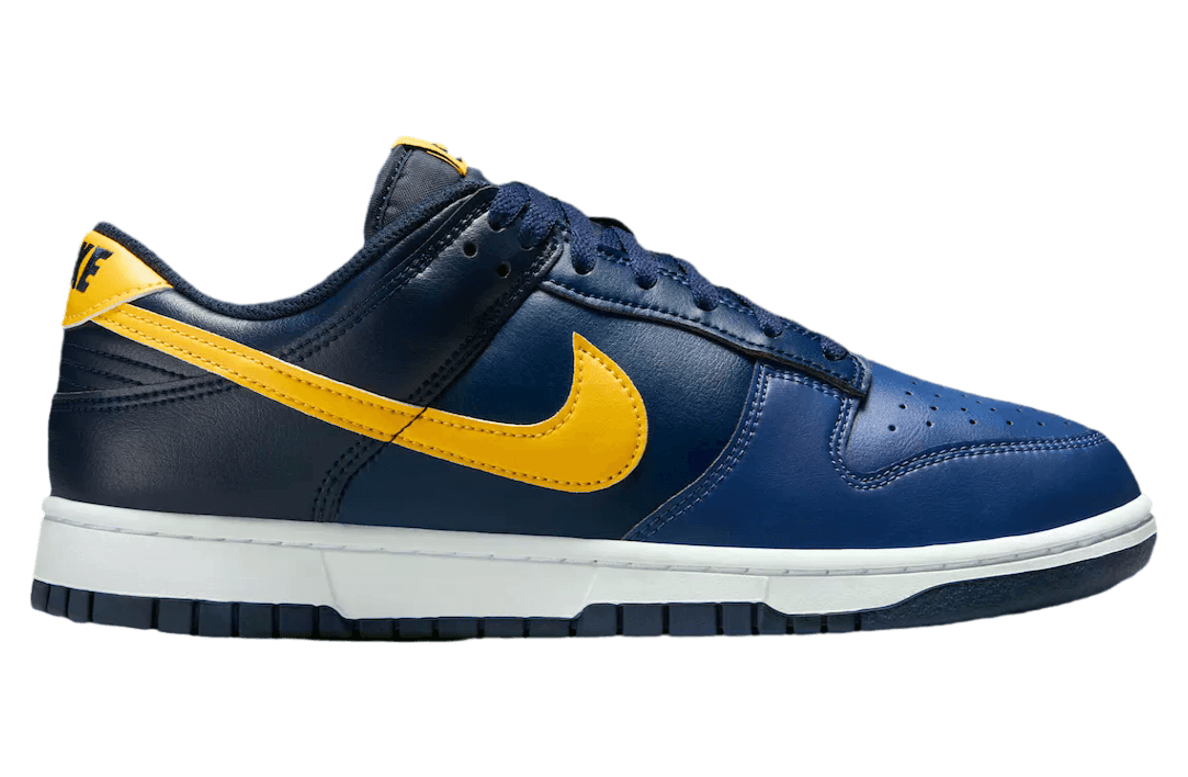 Nike Dunk Low Michigan 2026