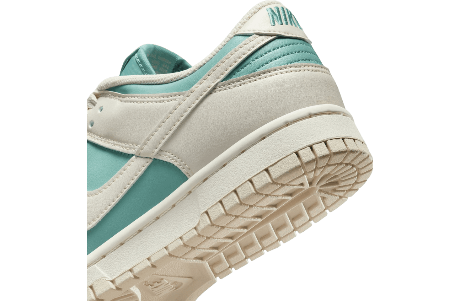 Nike Dunk Low Cannon / Light Orewood Brown