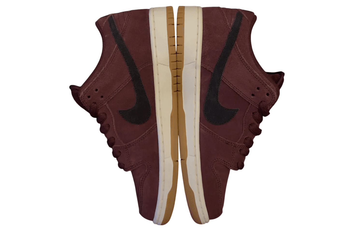 Nike SB Dunk Low Burgundy Crush / Black