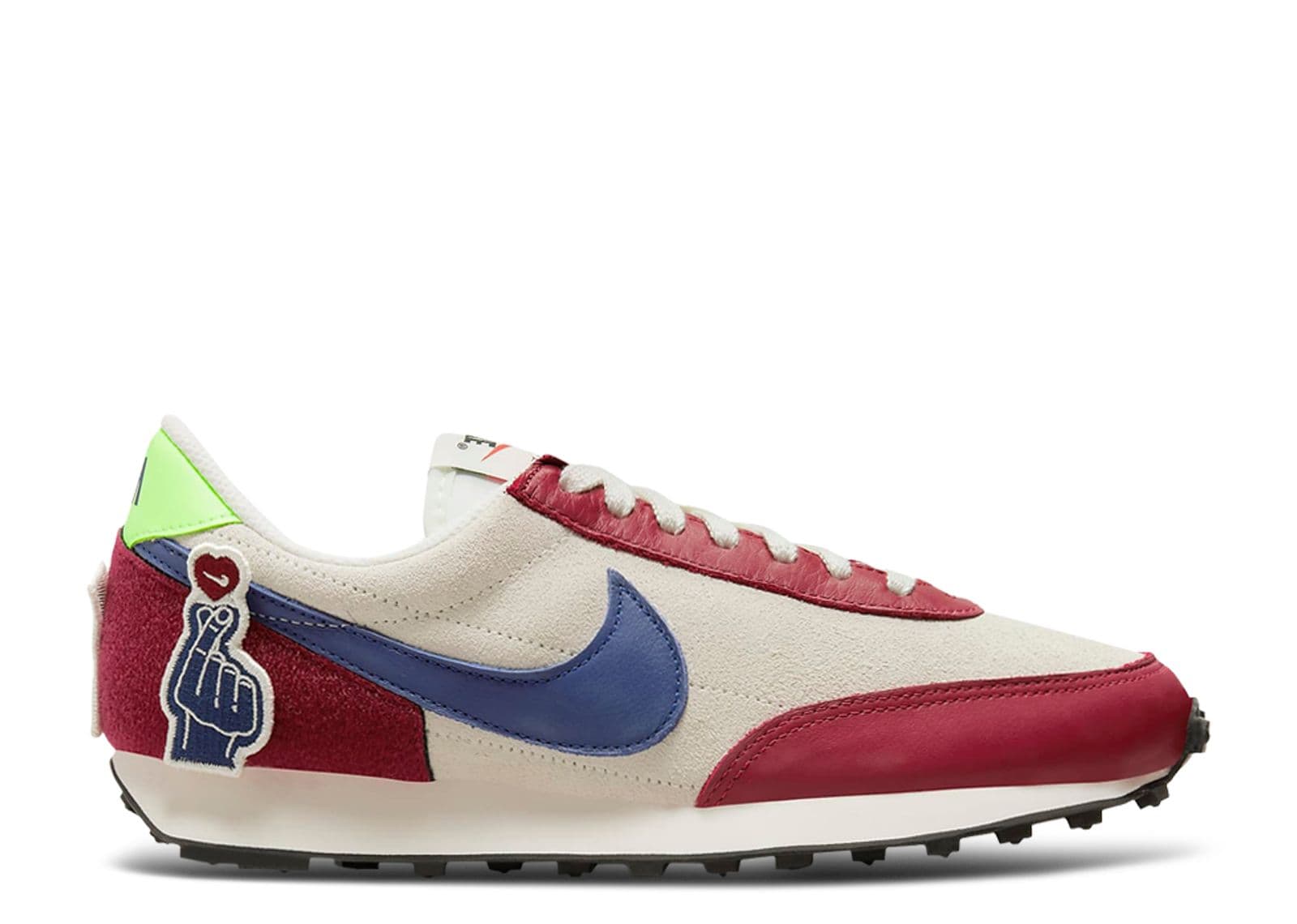 Wmns Daybreak 'South Korean Love'
