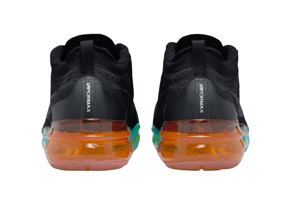 Air VaporMax 2023 Flyknit 'Black Green Strike Curry'