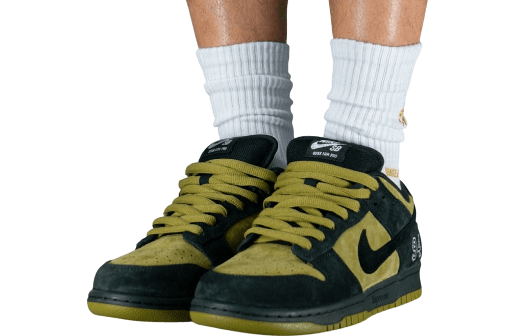 Supreme x Dunk Low SB 'Camper Green'
