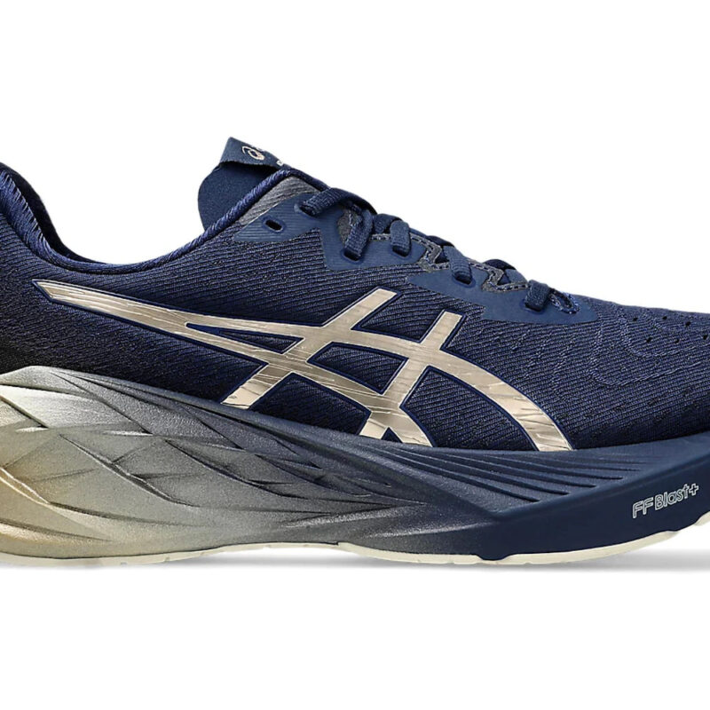 ASICS Novablast 4 Platinum Blue Expanse Champagne