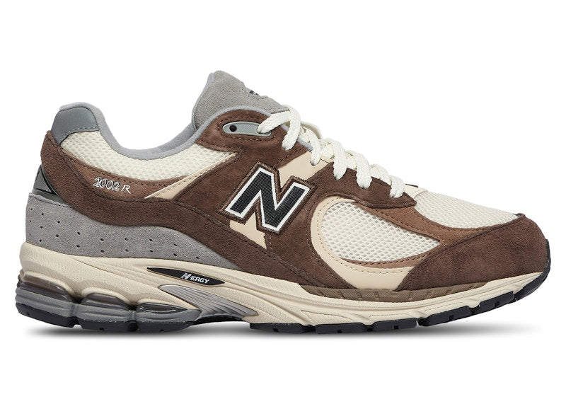 New Balance 2002R Emerging Brown