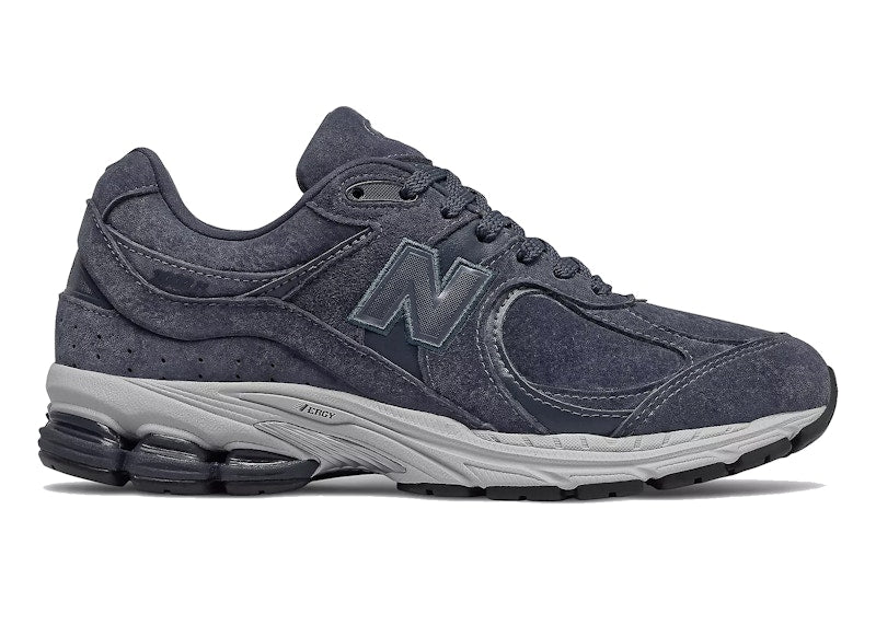 New Balance 2002R Navy Silver Metallic