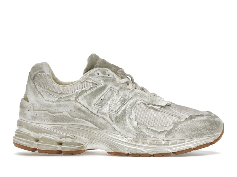 New Balance 2002R Protection Pack Distressed