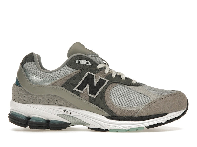 New Balance 2002R atmos Grey Rat
