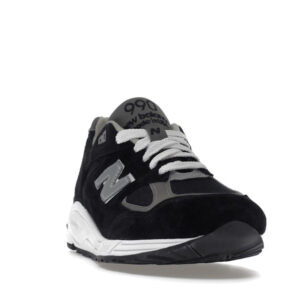 New Balance 990v2 MiUSA Black Grey - Image 8