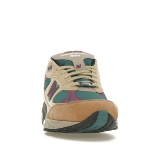 New Balance 991 MiUK Palace Teal - Image 9