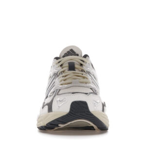adidas Response CL Bad Bunny - Image 10