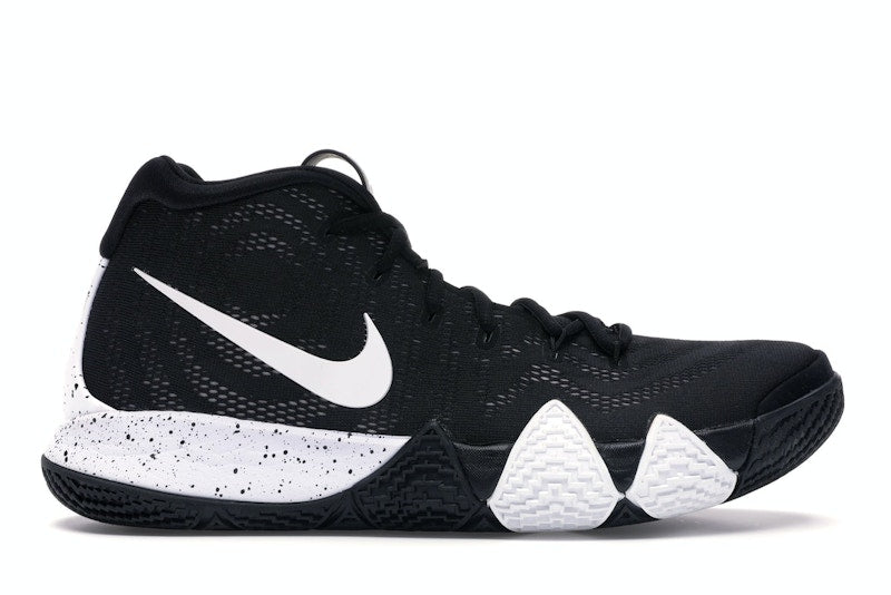 Nike Kyrie 4 Black White