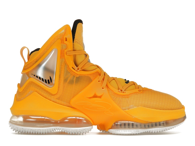 Nike LeBron 19 Hard Hat