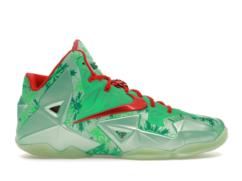 Nike LeBron 11 Christmas